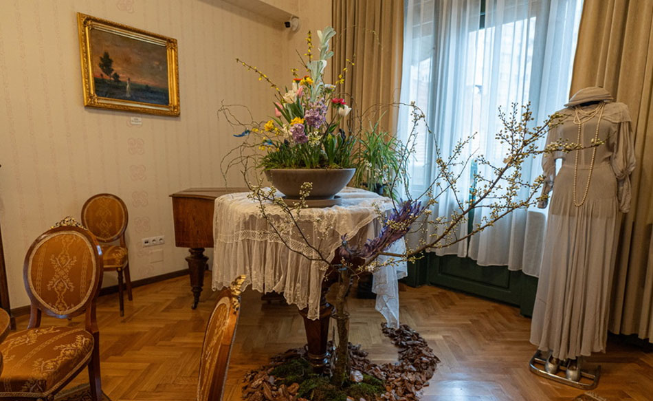 expozitie oradea la roche
